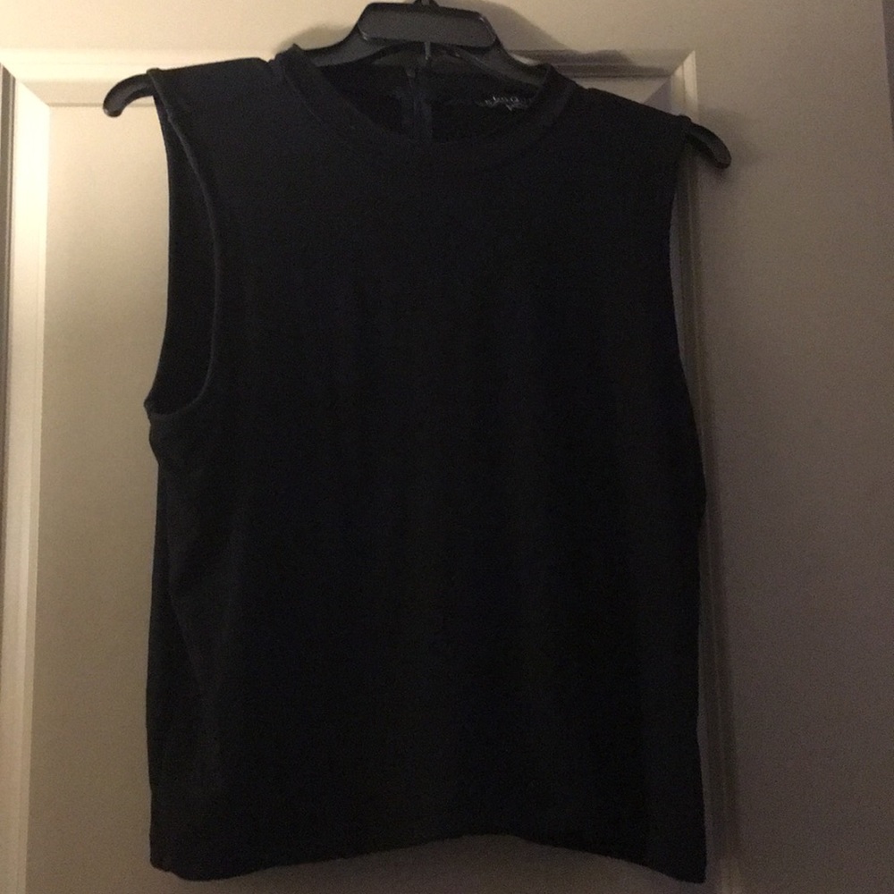 Black sleeves top